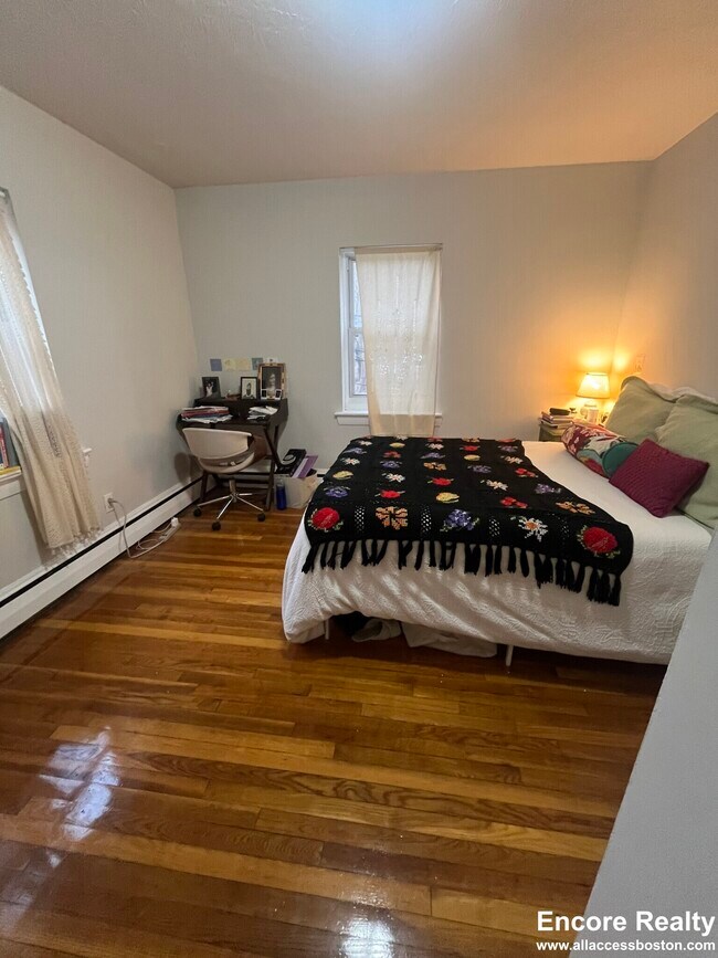 67 Chiswick Rd unit 10, Brighton, MA 02135 - photo 6