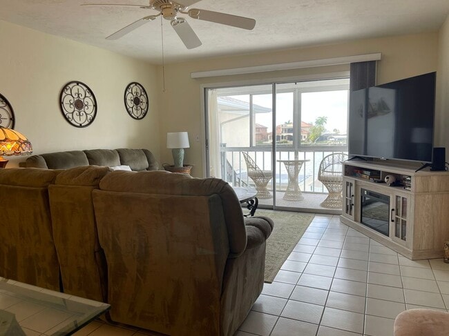 1714 Bikini Ct, Cape Coral, FL 33904 - photo 3