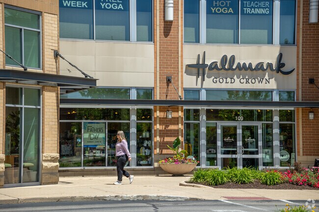 Outdoor mall style shops can also be found in Fox Valley.