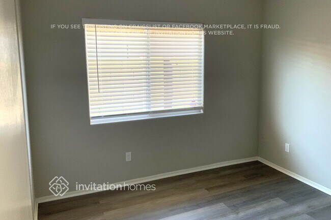 3606 W Via Del Sol Dr, Glendale, AZ 85310 - photo 7