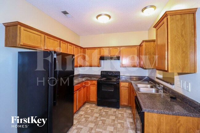 10223 Macon Rd, Cordova, TN 38016 - photo 7