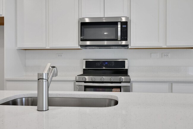 3663 Belstead Way, Orange Park, FL 32065 - photo 4