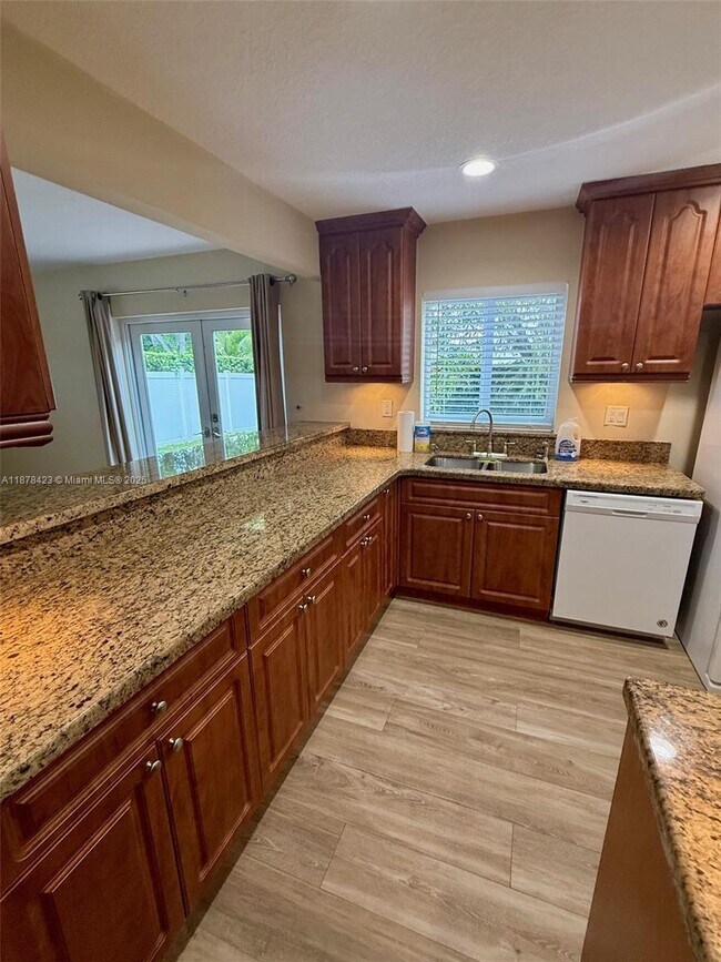 11561 SW 51st St, Cooper City, FL 33330 - photo 2