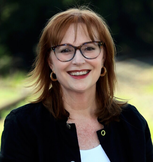 Cynthia Barrett