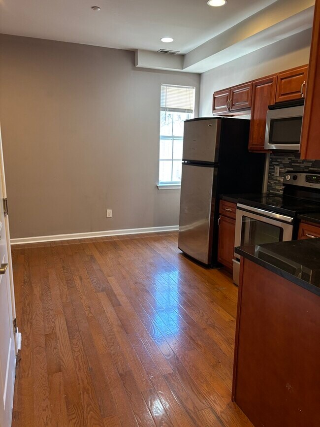 1835 N Willington St unit B, Philadelphia, PA 19121 - photo 5