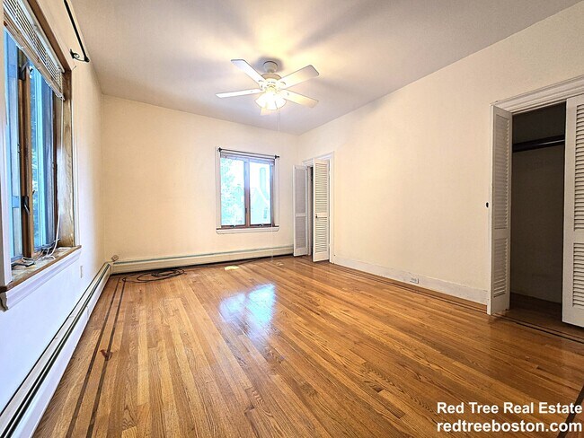 20 Willow St unit 2, Newton Center, MA 02459 - photo 5