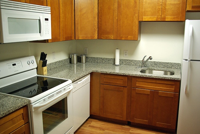 The Spinney at Pond View, Castleton On Hudson, NY 12033 - photo 2