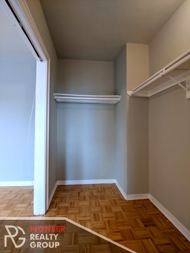 737 W Belmont Ave unit 739-306, Chicago, IL 60657 - photo 6