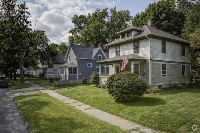There is a wide variety of home styles in Mound.