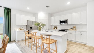 3237 Carambola Ave, Clovis, CA 93619