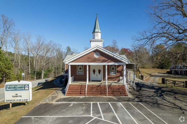 Residents can attend Sunday service at Shady Grove Church.