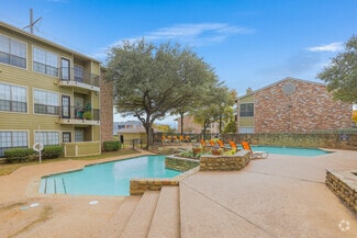1720 Valley View Ln, Irving, TX 75061
