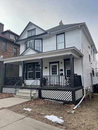 622 S 4th St Unit 1, Mankato, MN 56001