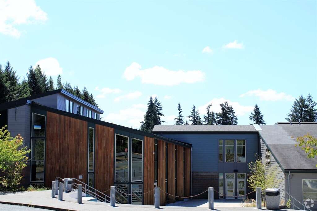 Hidden River Middle School is in the Maltby neighborhood.