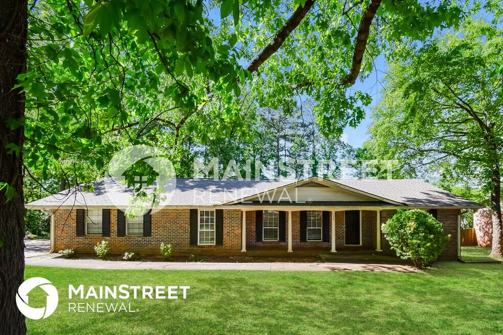 726 Trailwood Dr, Riverdale, GA 30274 - photo 1