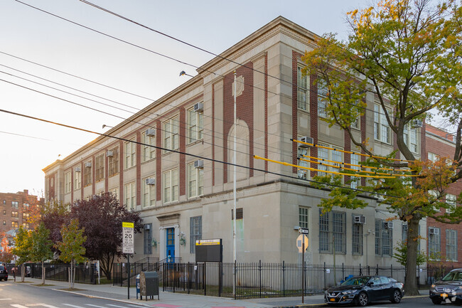 PS 24 Andrew Jackson School has a student-teacher ratio of 16 to 1.