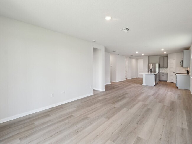 5409 Hampton Park Cir, Vero Beach South, FL 32966 - photo 5