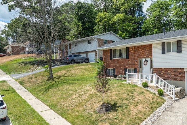 Single family homes are very popular within the West Carrollton neighborhood.