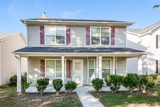 6741 Lake Erie Ln, Fairburn, GA 30213