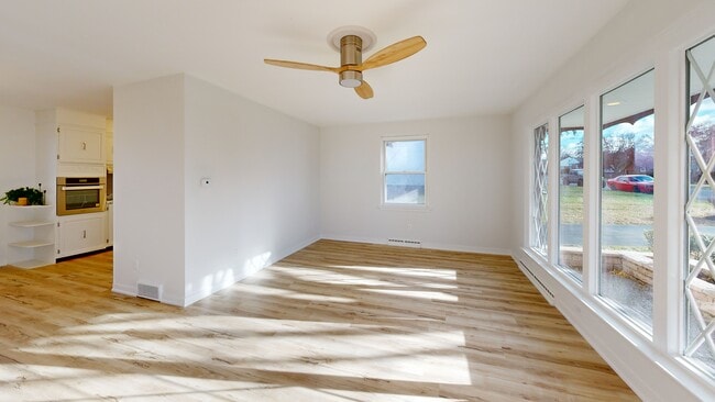 3029 Grandview Blvd, Reading, PA 19608 - photo 2