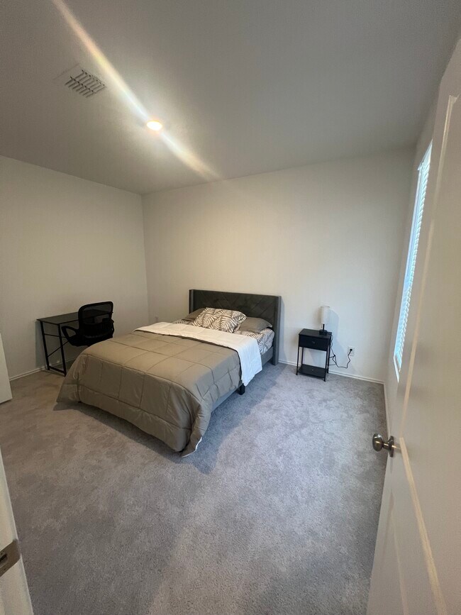 150 Outrigger Way unit Victory Suite, Kyle, TX 78640 - photo 4