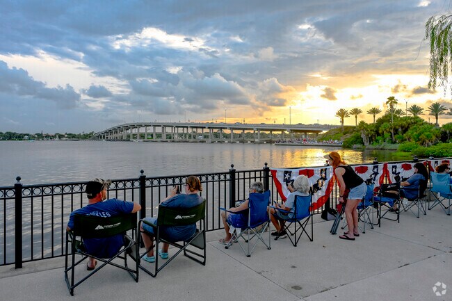 Pine Trails residents can attend the local Independence Day fireworks at the Granada Bridge.