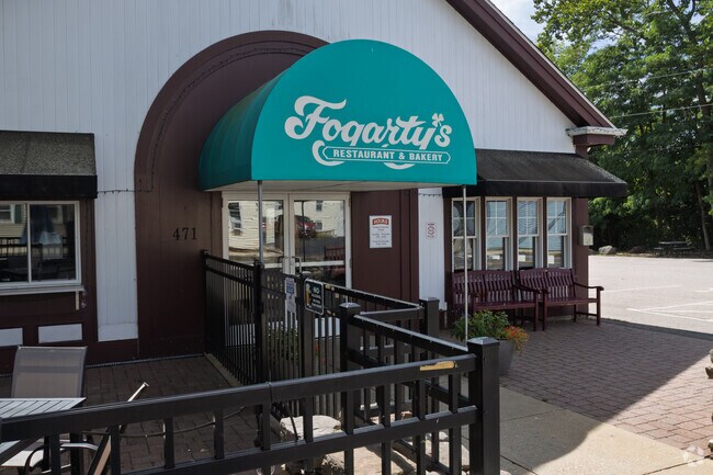 ust a short drive from Rollingsford, Fogarty's is the kind of place where you can count on a fantastic meal and a great time.