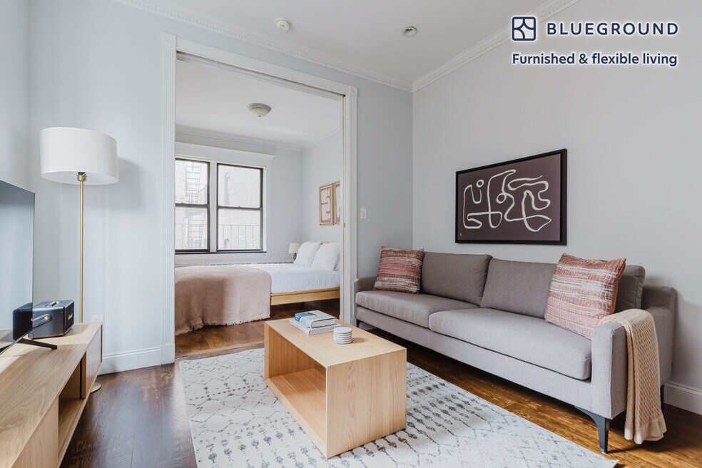 290 W 12th St unit FL3-ID1547, New York, NY 10014 - photo 1