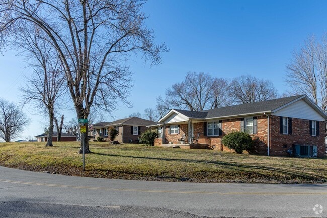 Ranch homes are a frequented architectural style in Hartsville.