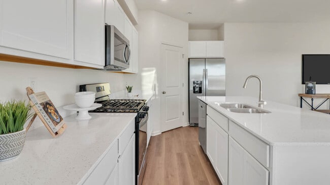 2492 Semillon St, Oswego, IL 60543 - photo 7