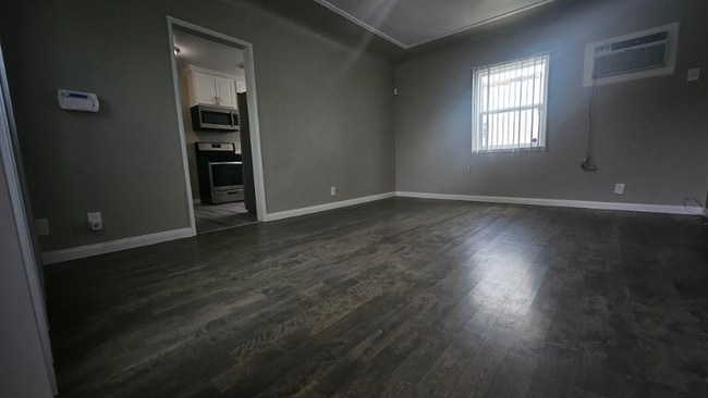 812 N Fuller Ave, Los Angeles, CA 90046 - photo 5