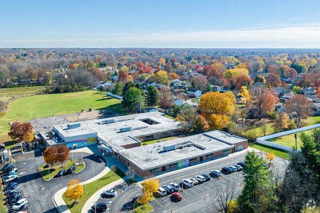 Rose Hill Elementary School is located in Reynoldsburg, Ohio.