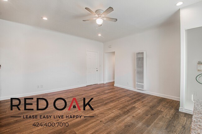 1847 1/2 W Florence Ave unit 204, Los Angeles, CA 90047 - photo 7