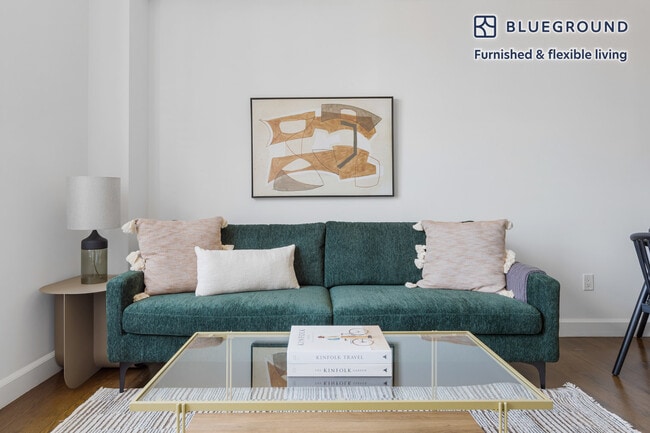 212 W 91st St unit FL15-ID1151, New York, NY 10024 - photo 2