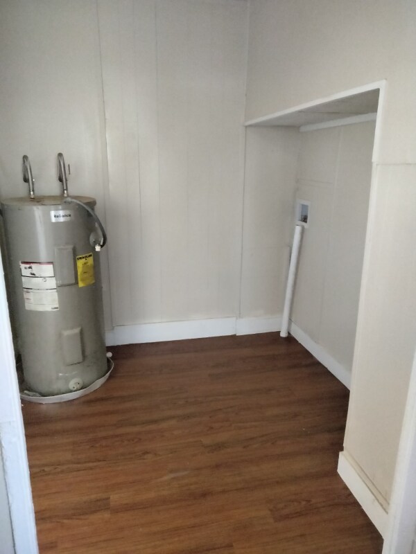 1021 N 27th St, Waco, TX 76707 - photo 4