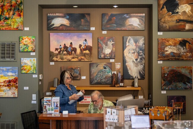 Gallery 873 sells local artwork, photography, jewelry and other souvenirs in Shonto Point.