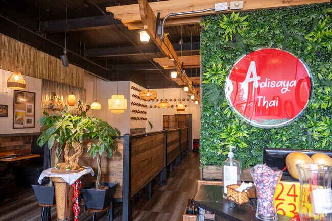 Asisaya Thai is a wonderful place to grab lunch in the Hallinan neighborhood.