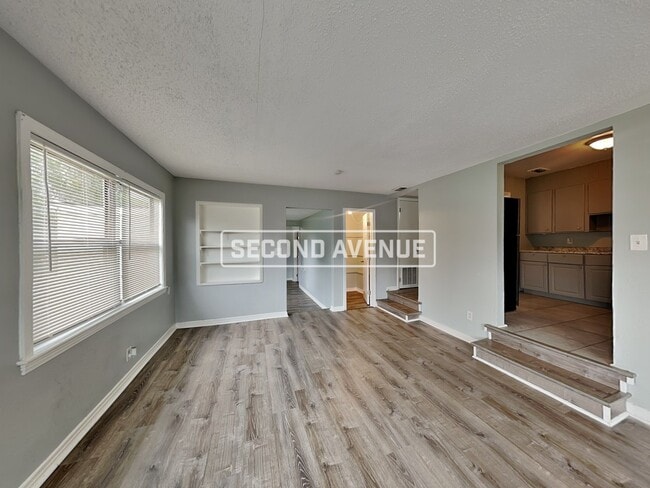 7333 Roslyn Rd, Jacksonville, FL 32244 - photo 2