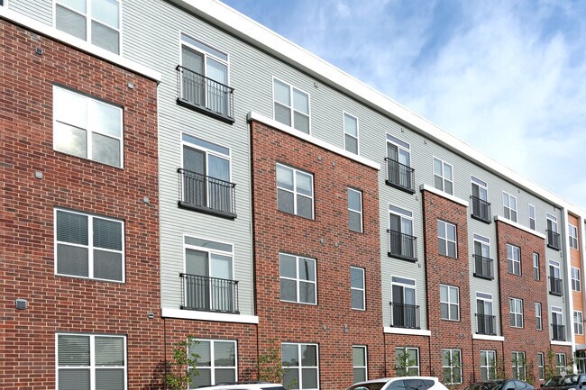 The Flats at 345, Lexington, KY 40508 - photo 3