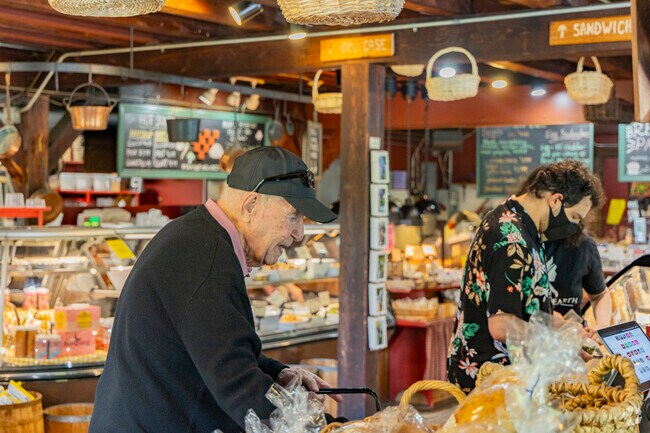 Just outside Dummerston, the Vermont Country Deli offers gourmet sandwiches, baked goods, and New England charm in every bite.
