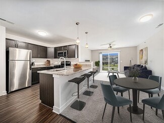 4910 S 209th Ct, Elkhorn, NE 68022