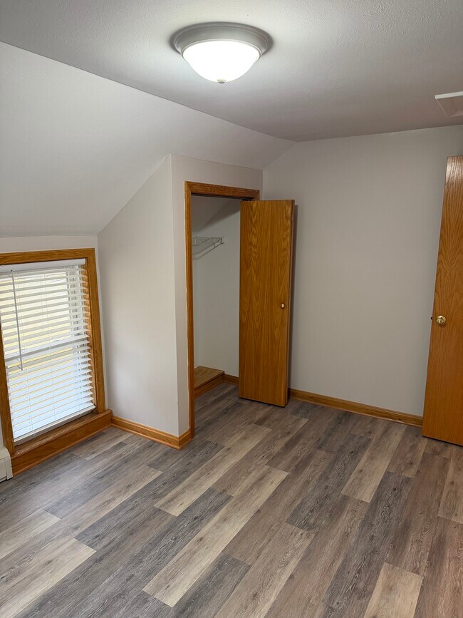 3062 Laird Ave unit 3062 Laird Ave 2, Erie, PA 16505 - photo 6