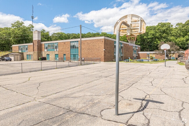 Students love Dr. Charles G. Barnum School for it's big recess area.