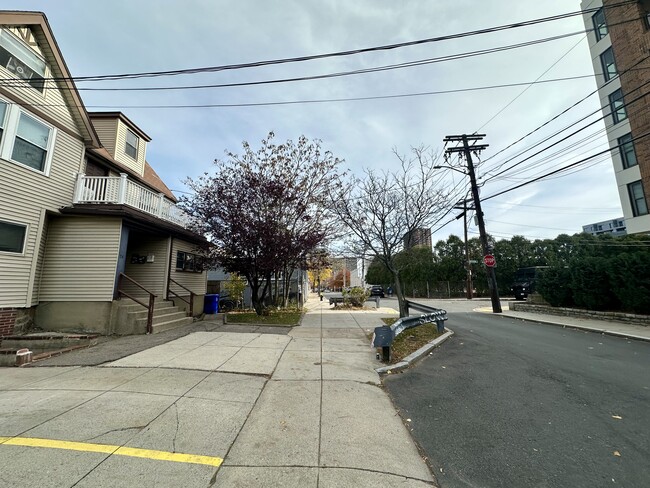 74 Ashford St unit 1, Allston, MA 02134 - photo 5