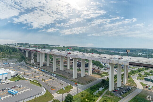 Valley View Bridge over 215ft high and 4,150ft long is a stunning piece of architecture.