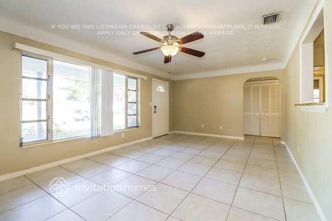 2121 Mckinley St, Clearwater, FL 33765 - photo 4