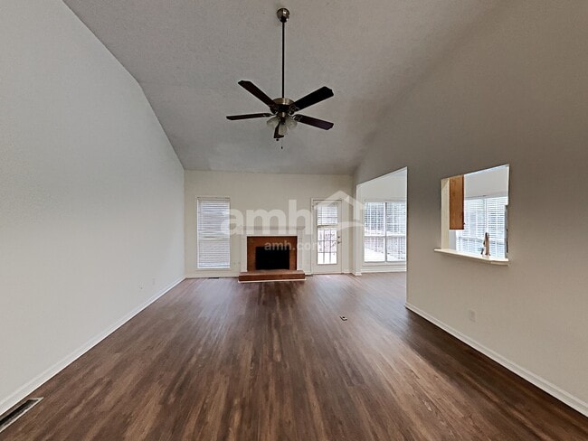 7142 Big Woods Dr, Woodstock, GA 30189 - photo 3