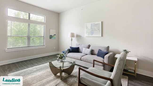 18101 Point Lookout Dr unit 403, Nassau Bay, TX 77058 - photo 2