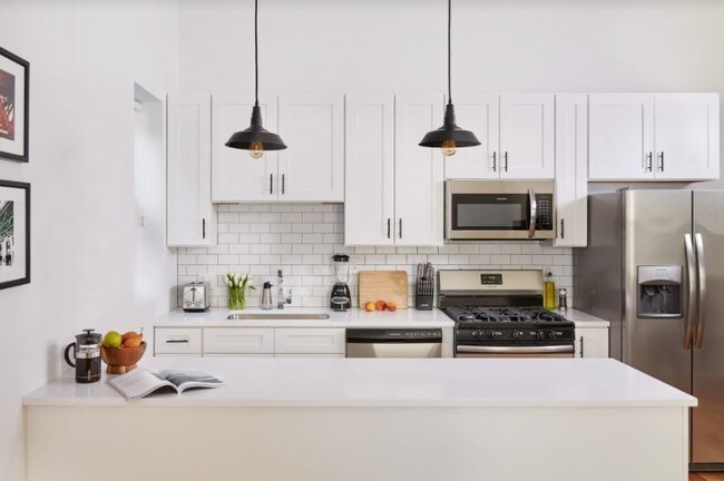 Pilsen CoLiving, Chicago, IL 60608 - photo 4