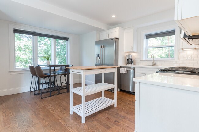 121 Centre St unit 2, Roxbury, MA 02119 - photo 7